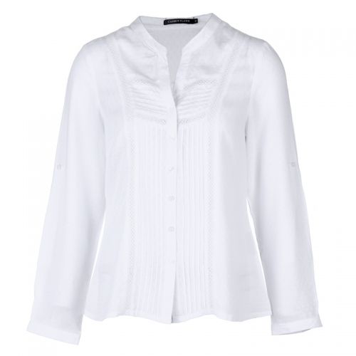 Бяла риза с копченца от вискозна материя