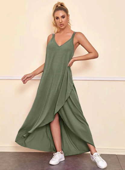 Дълга дамска рокля в маслено зелено