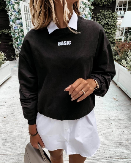 Дамска черна блуза с надпис 'BASIC'