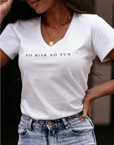 Бяла дамска тениска 'No Risk No Fun'
