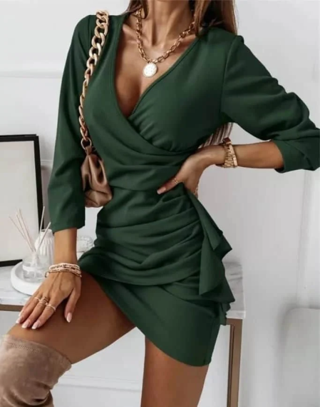 Ефектна дамска рокля в зелено