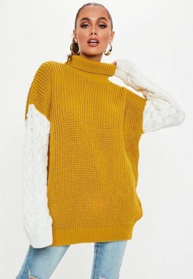 Плетен пуловер с поло яка - горчица/бял