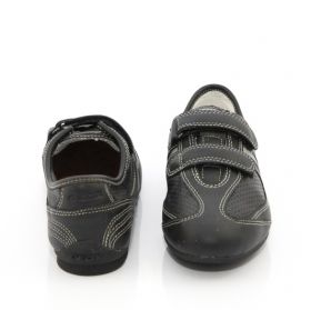 Дамски спортни обувки с лепки GEOX, черни