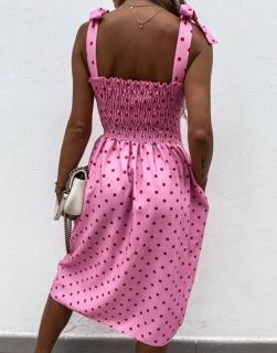 Дамска рокля с десен на точки