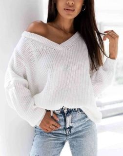Дамски пуловер в бяло