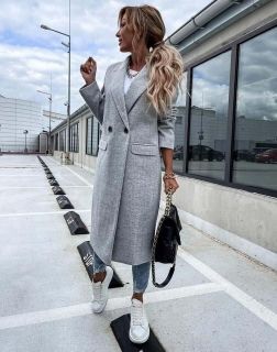 Дълго дамско палто в сиво