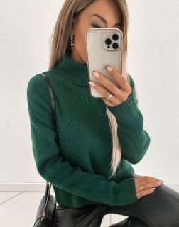 Дамски пуловер в тъмнозелено