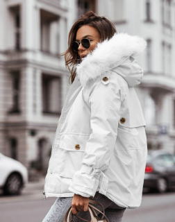 Атрактивно дамско яке в бяло
