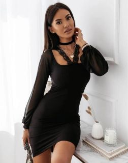 Атрактивна дамска рокля в черно