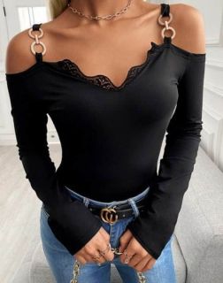 Атрактивна дамска блуза в черно
