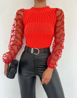 Ефектен дамски пуловер в оранжево