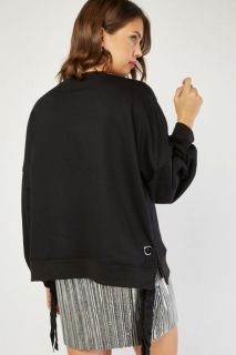 Пуловер с връзки - черен