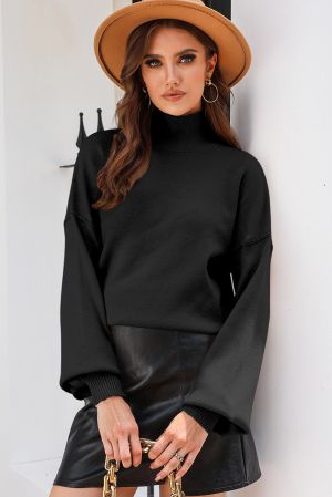Дамски пуловер в черно с поло яка