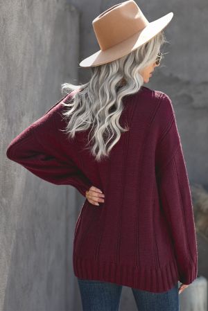 Дамски уголемен пуловер в цвят бордо