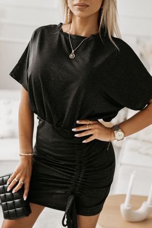 Дамска рокля в черно с къс ръкав и ефектен набор с връзки