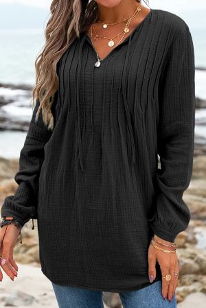 Дамска памучна дълга блуза в черно с дълъг ръкав и V-образно деколте с връзки