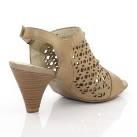 Дамски елегантни сандали CAPRICE с ефектни камъни