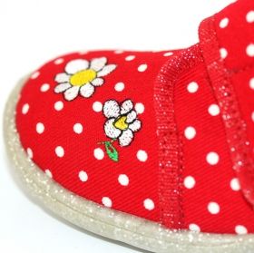 Домашни бебешки обувки Superfit на точки, червени