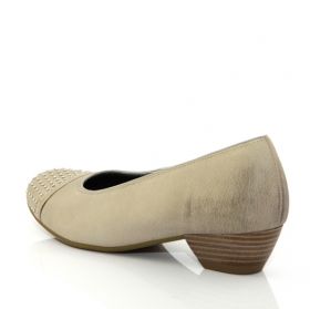 Дамски ниски обувки Ara с капси, бежови
