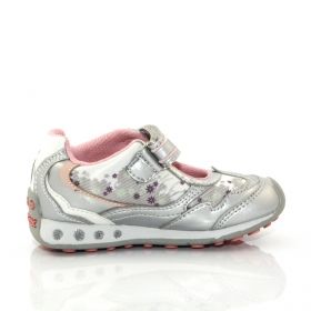 Бебешки светещи обувки с каишка GEOX, сребристи