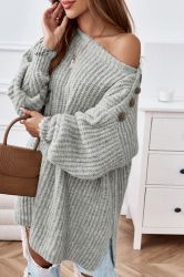 Дамски светлосив oversize плетен пуловер с копчета на рамото и странични цепки
