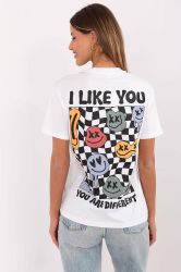 Дамска памучна тениска в бяло с цветен арт принт и надпис "You Are Different"