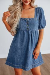 Women's Denim Dress with Buttons and Relaxed Fit