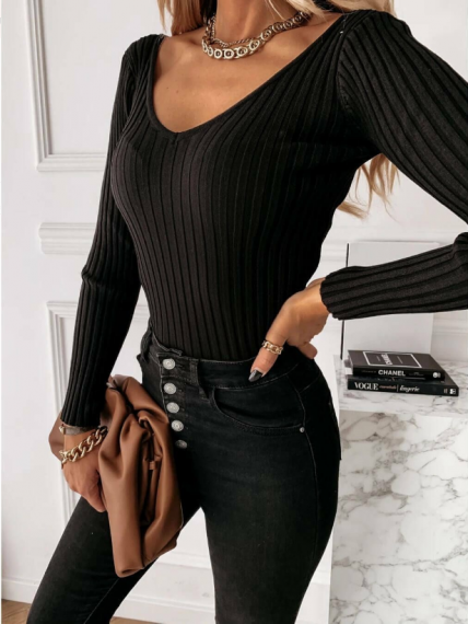 Елегантна дамска блуза в черно