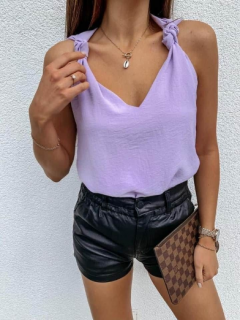 Свободен дамски топ в лилаво