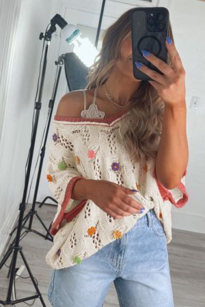 Embroidered Flowers Colorblock Edge Hollowed Sweater