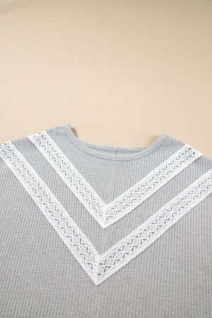 Contrast Floral Guipure Lace Lantern Sleeve U Neck Plus Size Blouse