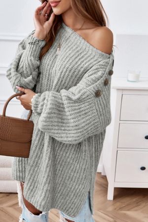 Дамски светлосив oversize плетен пуловер с копчета на рамото и странични цепки