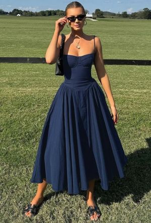 Elegant Dark Blue Midi Dress with Thin Straps and A-Line Skirt