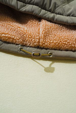 Women's Jungle Green Quilted Puffer Jacket with Teddy Collar and Pockets
