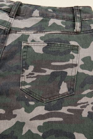 Women’s Wide-Leg Camo Cargo Jeans