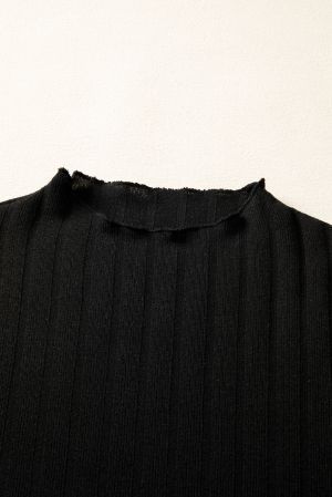 Дамска черна къса рокля с дълъг ръкав