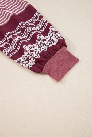 Дамска блуза с райета и дантелен акцент по ръкавите