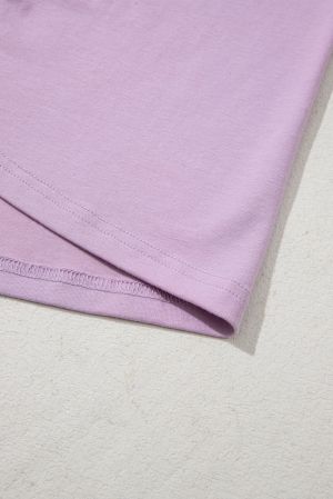 Дамска блуза в лилаво с флорални апликации по ръкавите, макси размери