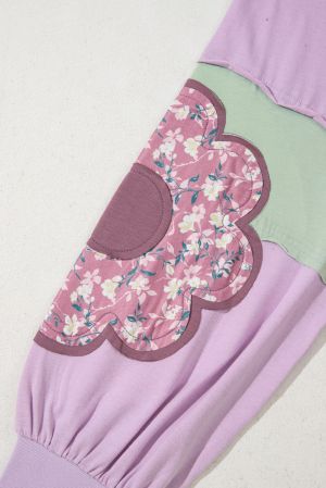 Дамска блуза в лилаво с флорални апликации по ръкавите, макси размери