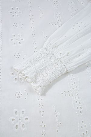 Дамска блуза в бяло с бродерия и ластични маншети, 100% памук