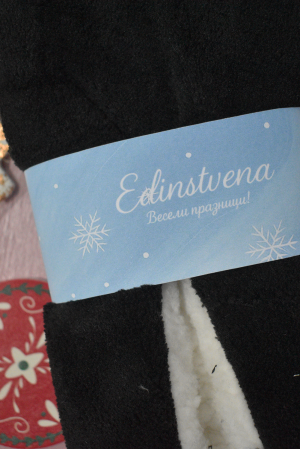 Пухкави пантофи в черен цвят