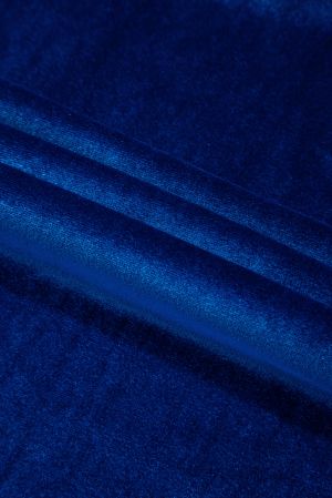 Дамска кралско синя кадифена рокля с набрани ръкави и джобове
