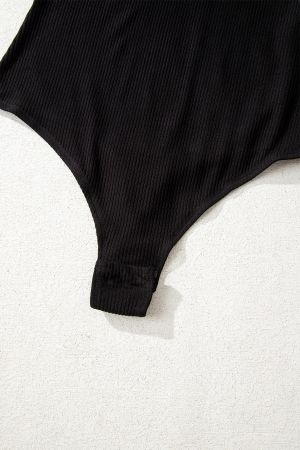 Дамско черно боди рипс с дълъг ръкав