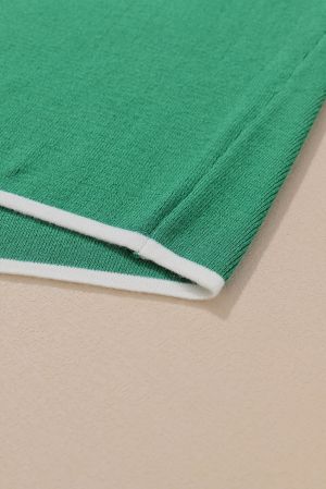 Дамски зелен еластичен потник с контрастни бели кантове