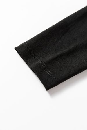 Дамско черно вталено поло от еластична материя