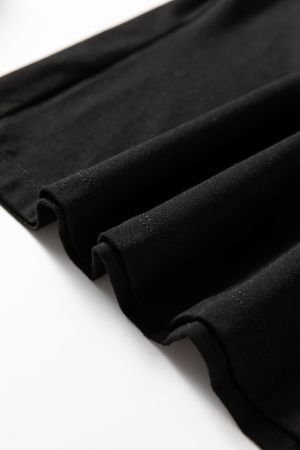 Дамско черно вталено поло от еластична материя