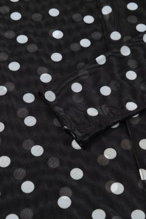 Дамска черна мрежеста блуза с дълъг ръкав и принт на точки
