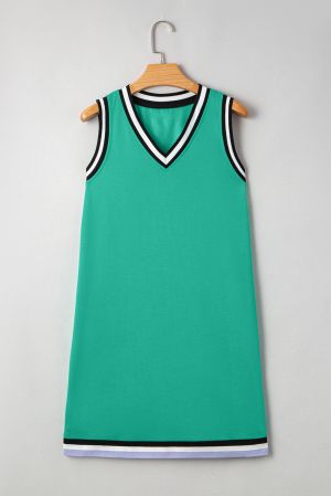 Women’s Sleeveless Sporty-Elegant Dress with V-neckline