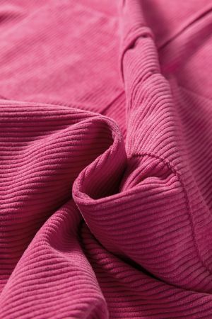 текстура на розов кадифен материал