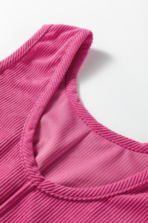 рамо и деколте розова рокля без ръкави